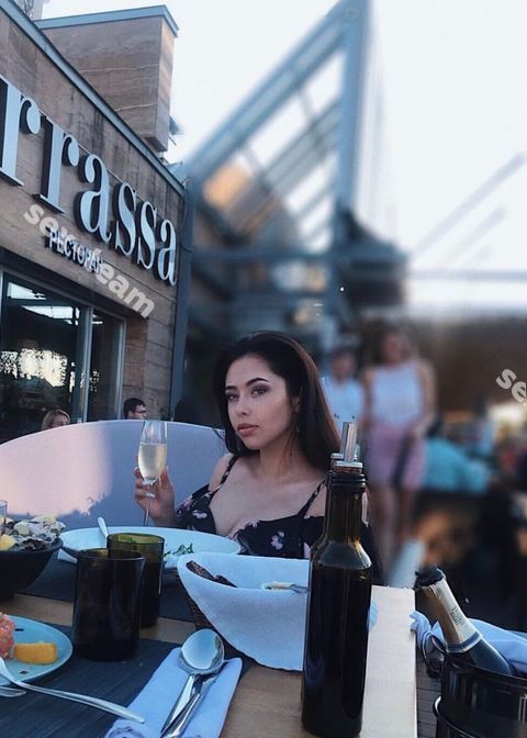 Яна